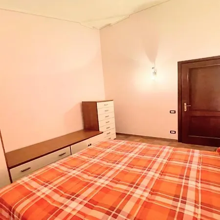 וילה Traditional Town House Central - Car Unnecessary - Wifi - Sleeps 10