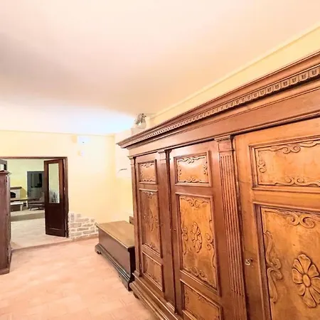 Traditional Town House Central - Car Unnecessary - Wifi - Sleeps 10 Villa Spoleto