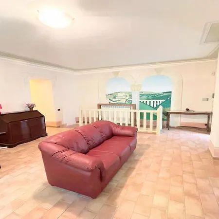 Traditional Town House Central - Car Unnecessary - Wifi - Sleeps 10 * ספולטו