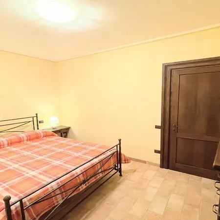 וילה Traditional Town House Central - Car Unnecessary - Wifi - Sleeps 10